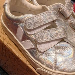 Veja girls shoes